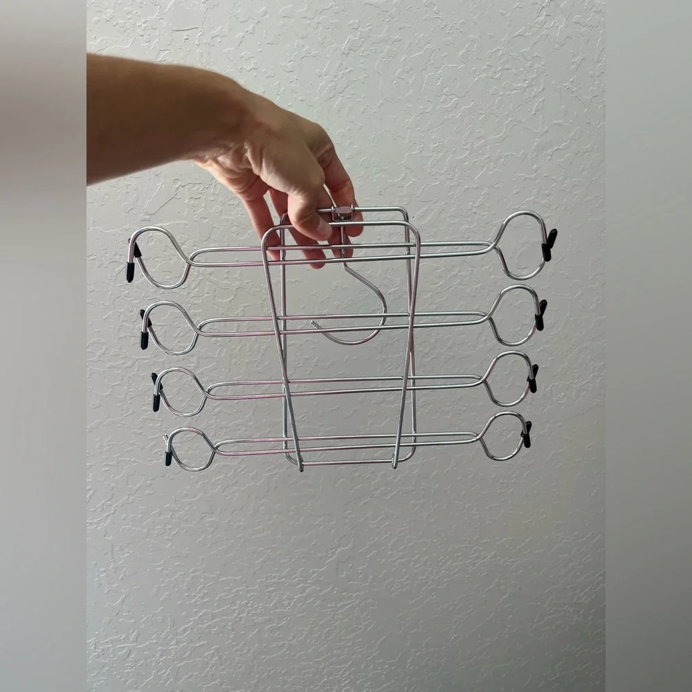 Multi-Layer Hanger